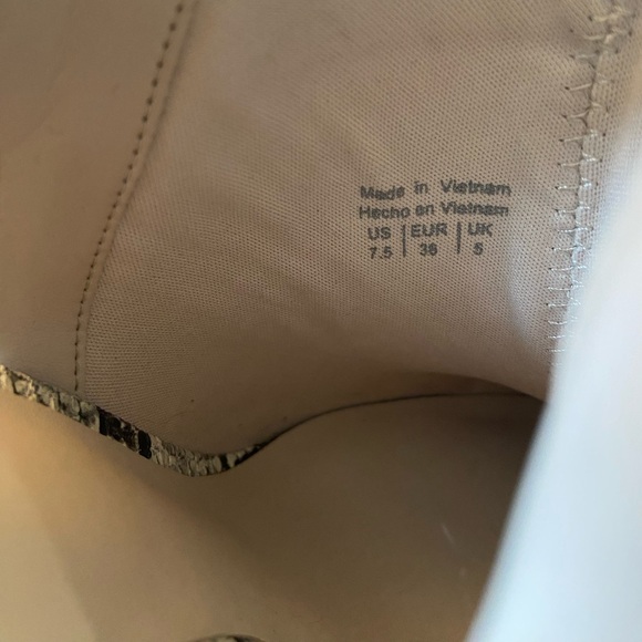 🌸 Aldo 🌸 “Legiladia” heeled booties - Picture 5 of 7